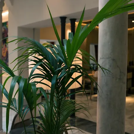 Hotel Legado Magdalena Seville
